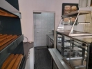 Izdajem lokal picerije, pekara, gotova jela Inđija